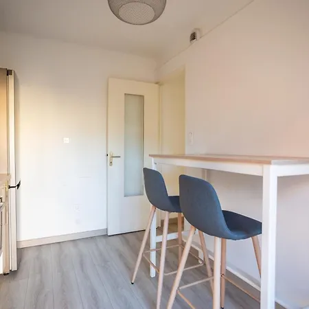Lägenhet Le Coin Des Agrumes Jardin Proche Centre